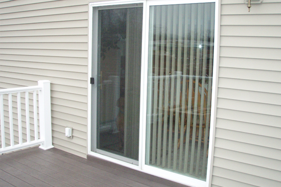Garden Acres-screen-door-repair